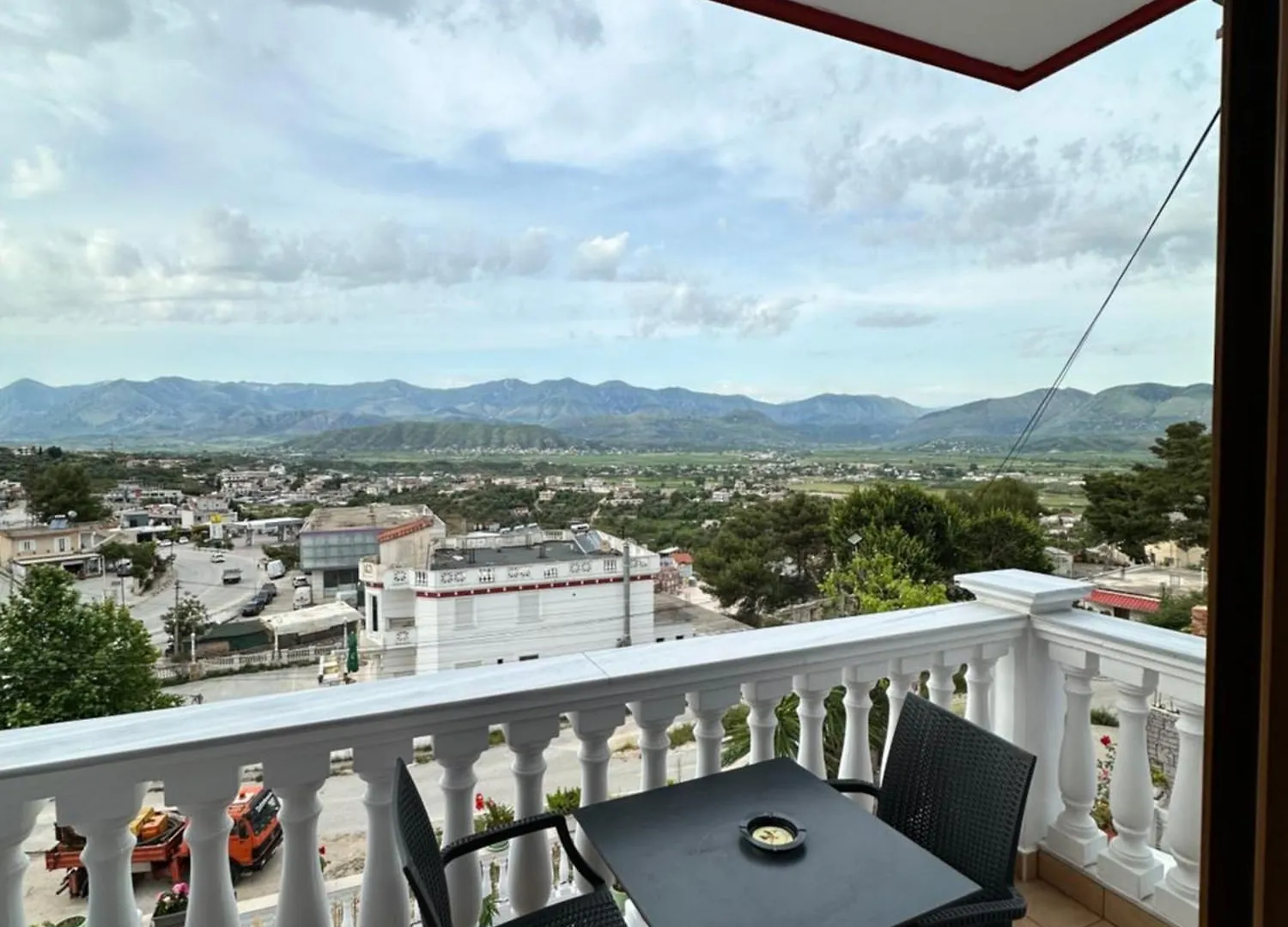 Joen Apartment 5 Sarande